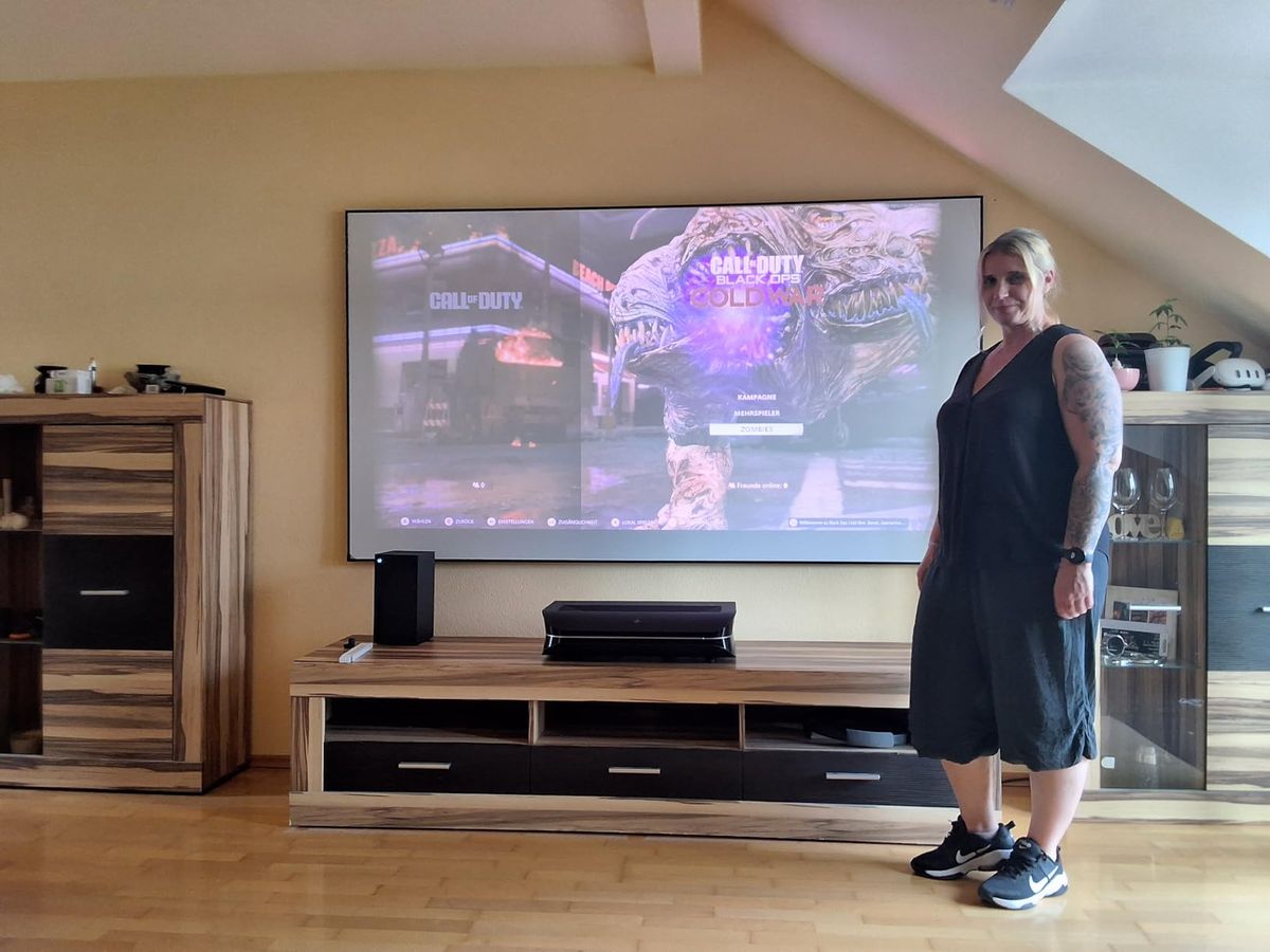 AWOL VISION LTV-3000 Pro: Ultrakurzdistanz Laser-Beamer