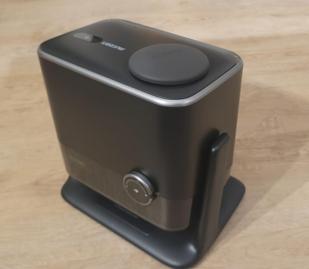 Aurzen Boom Mini: 4-in-1 Smart Beamer für Heimkino & Outdoor