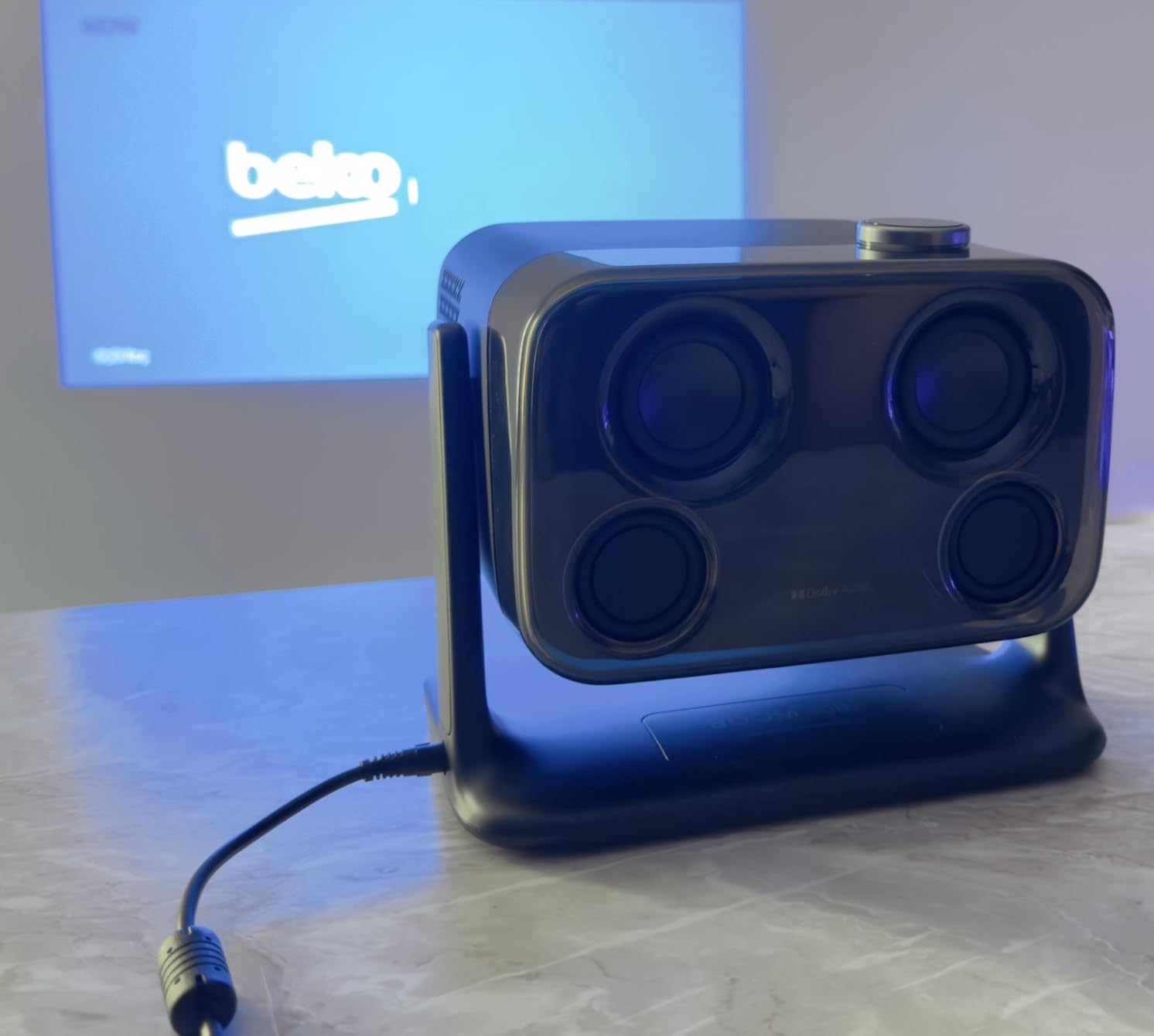 Aurzen Boom Mini: 4-in-1 Smart Beamer für Heimkino & Outdoor