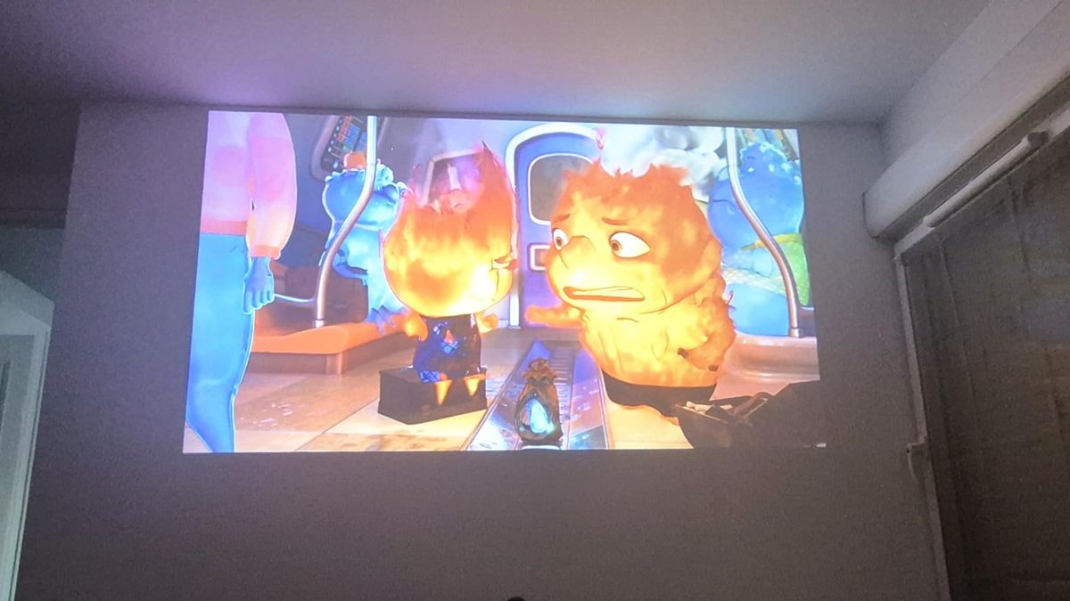 Le TCL Projector A1s : Votre Cinéma Maison Haute Définition