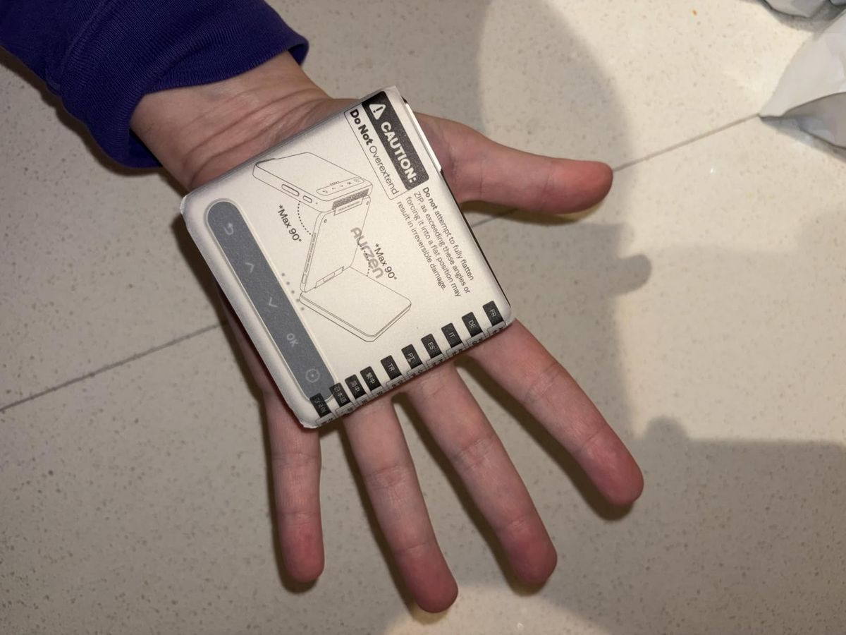 Aurzen ZIP Tri-Fold Mini Projector: Pocket Cinema Power