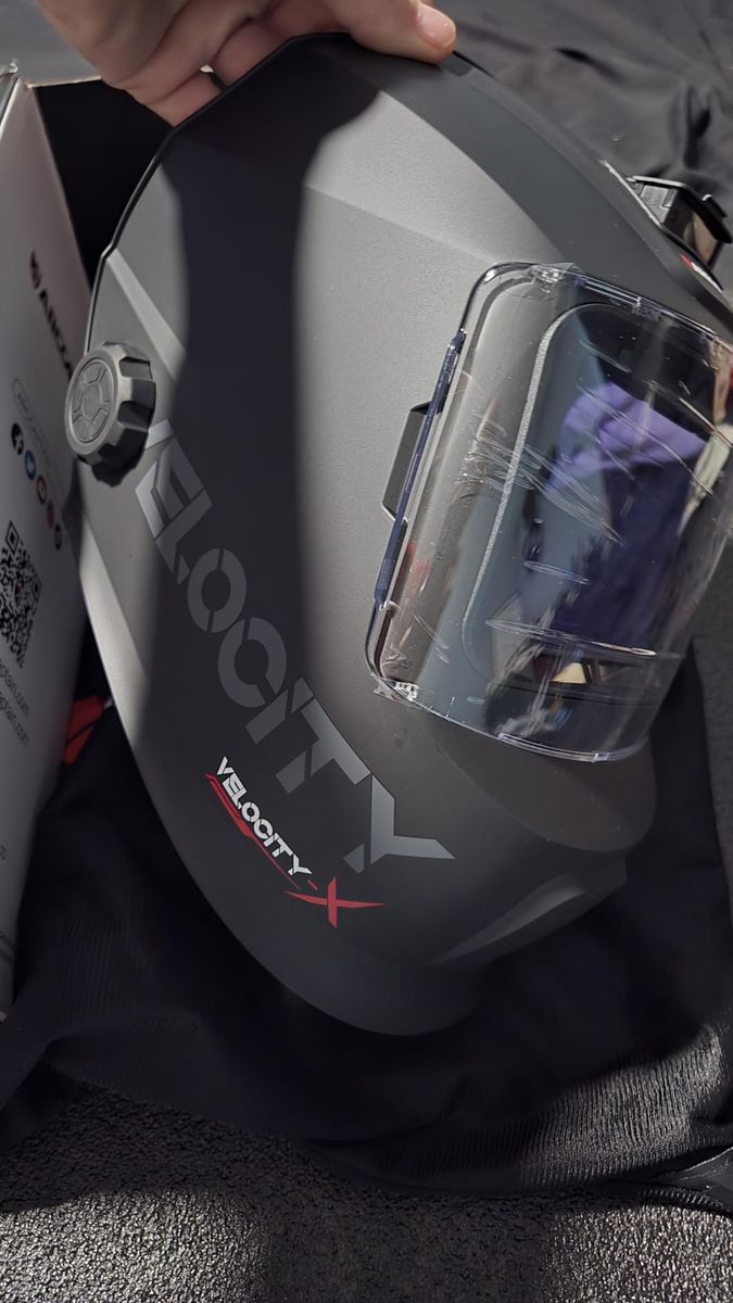 ARCCAPTAIN Intelligent Welding Helmet: 4.6" Large Viewing Screen & True Color
