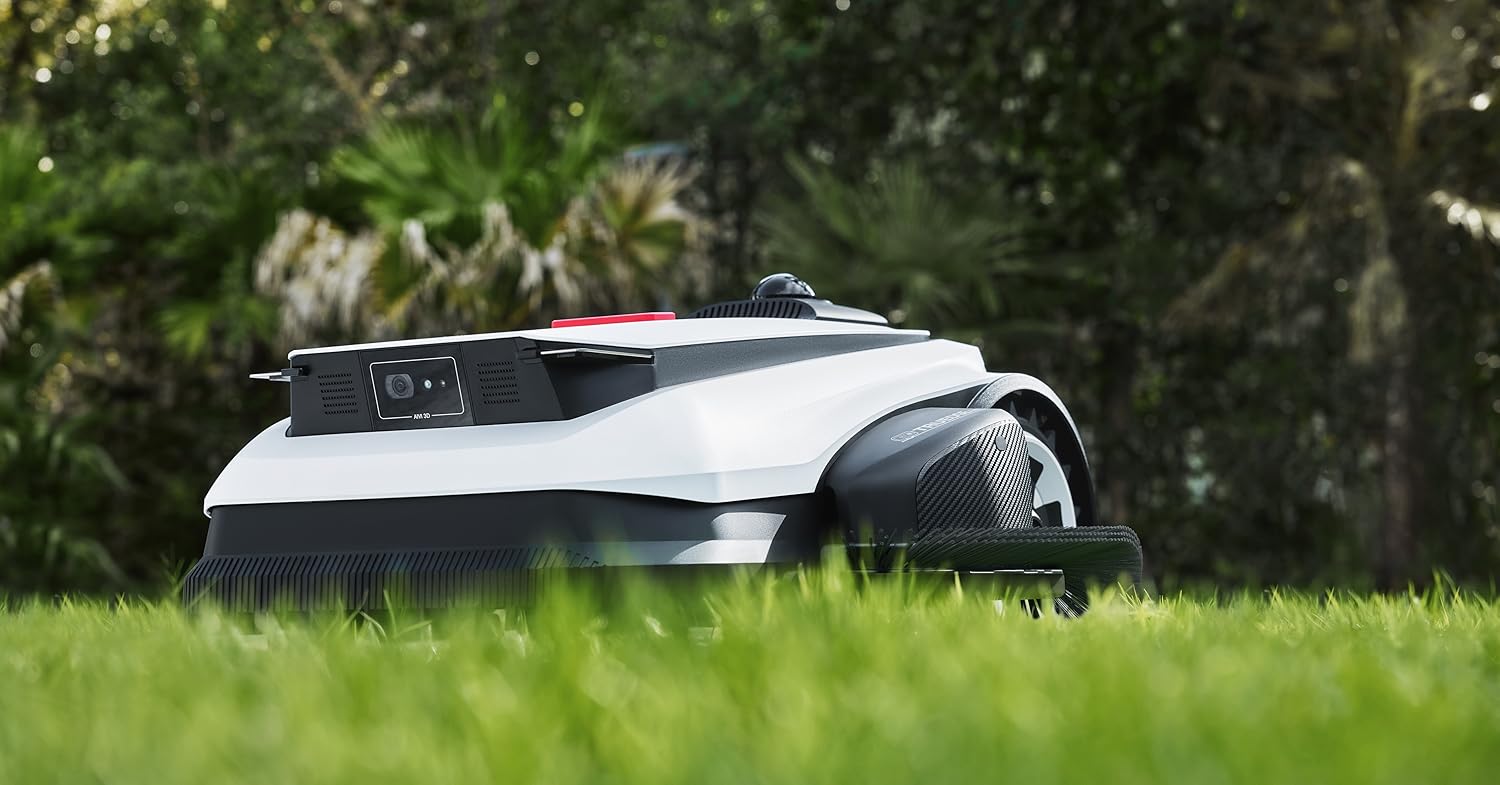 Navimow i206 AWD+Garage: The Ultimate Smart Lawn Solution