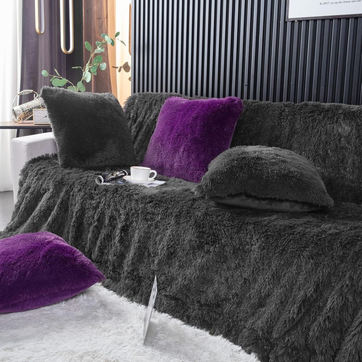 YUSOKI Faux Fur Queen Blanket – Cozy Luxury You'll Love