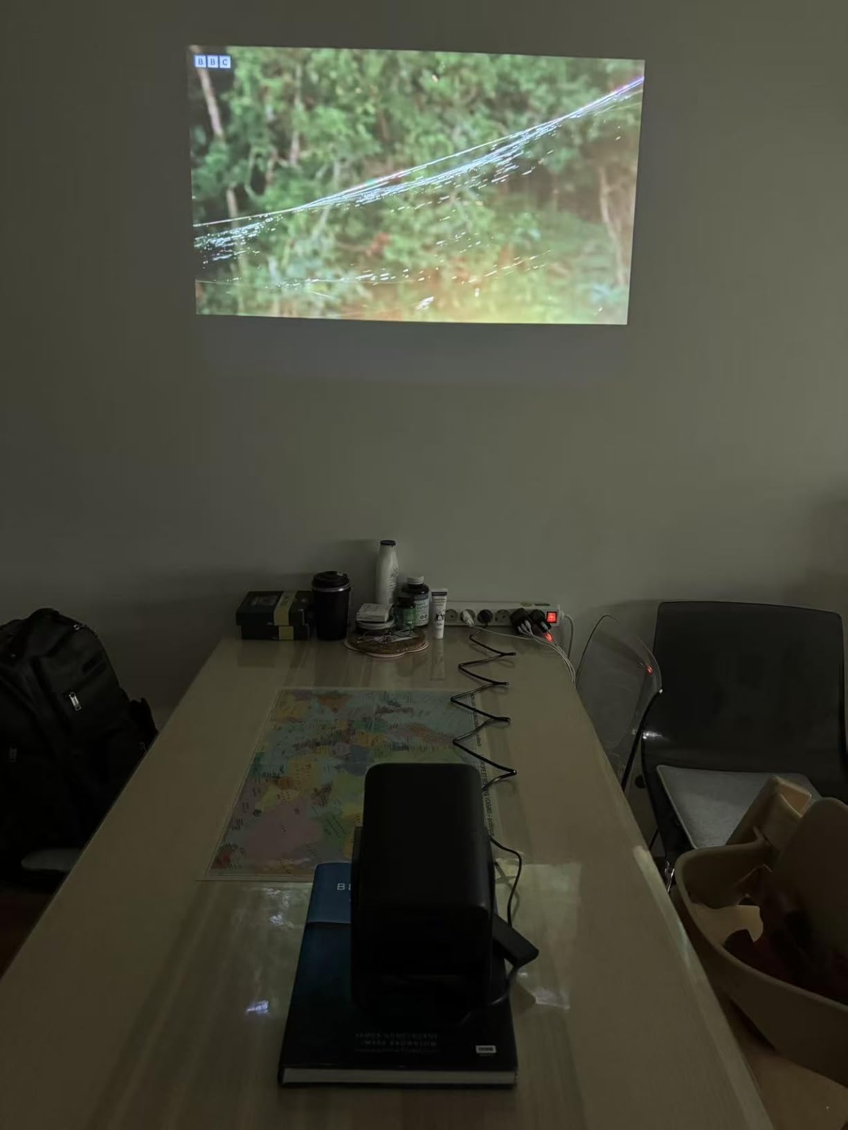 TCL Projector C1: La Experiencia de Cine en Casa